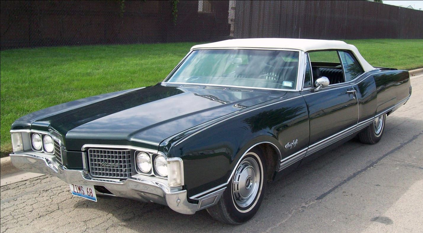 1968 Oldsmobile Ninety Eight Values Hagerty Valuation Tool   Chicago 2015 T21 Oldsmobile 1968 Ninety Eight Convertible   Overall.JPG